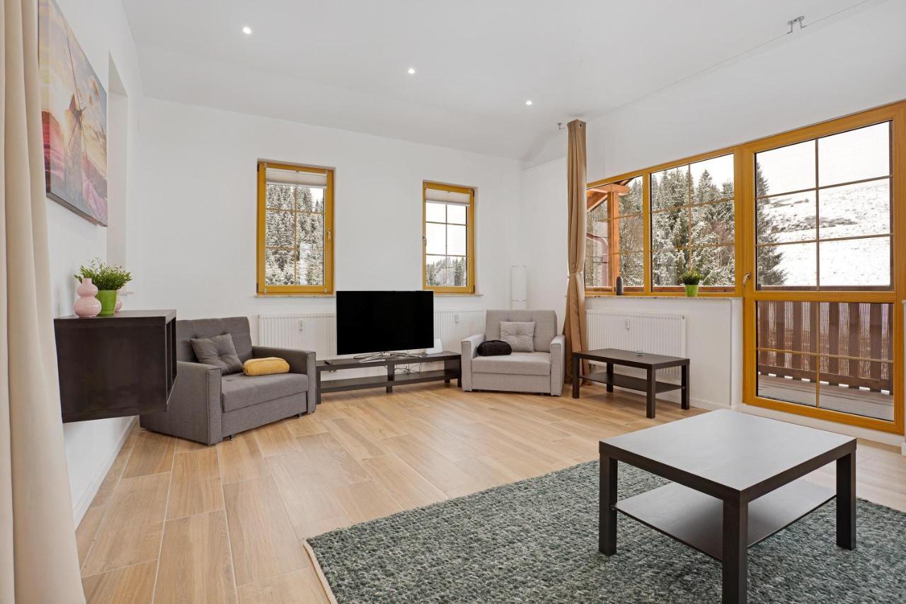 Apartman Ela Horní Blatná Exteriör bild